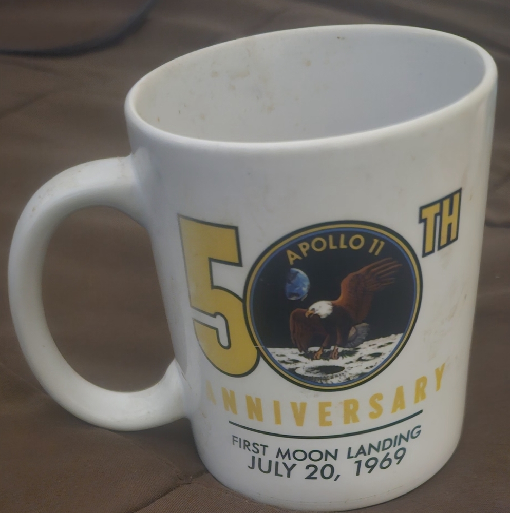 Commemorative mug